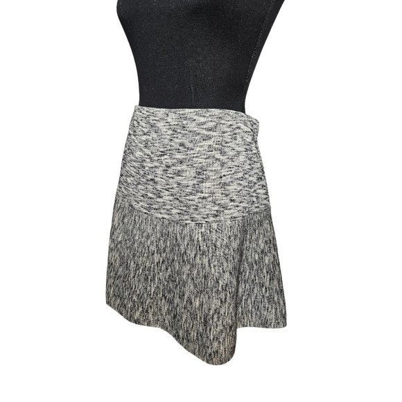 Theory Wool Gida KB Evian Space Knit Flounce Hem Skater Skirt Women Medium - Picture 2 of 10